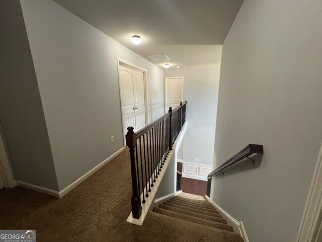 Building Photo - 204 Arden Dr