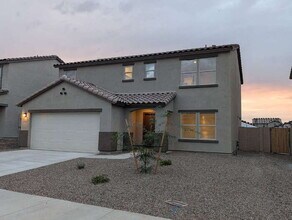 Building Photo - Entrada Del Toro - New Home