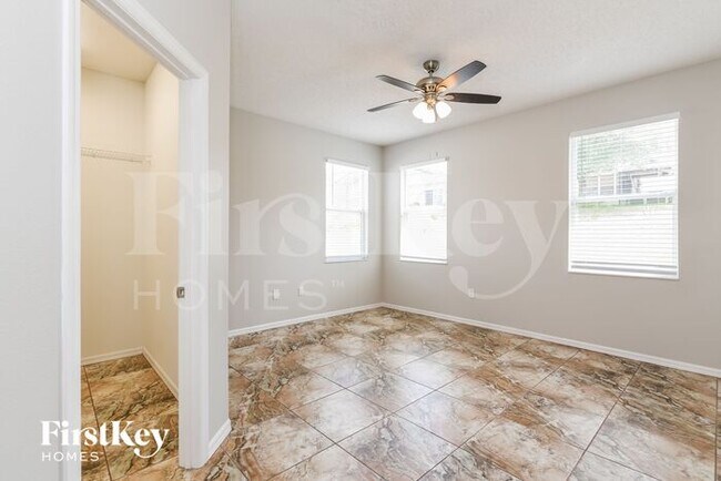 Building Photo - 258 Aster Dr
