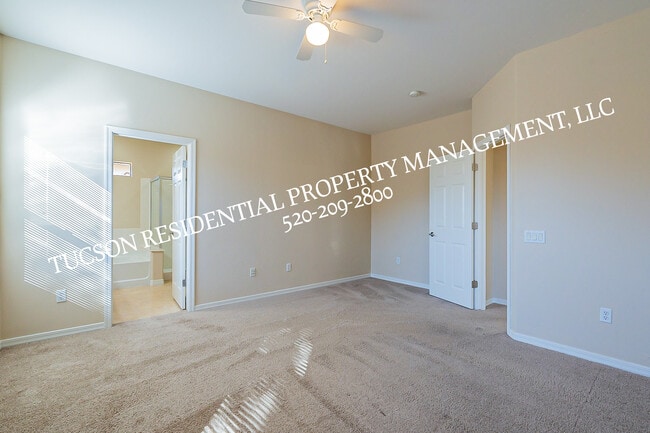 Building Photo - 6070 Wych Elm Pl