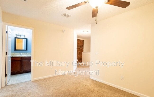 Building Photo - 382 Old Jennings Rd