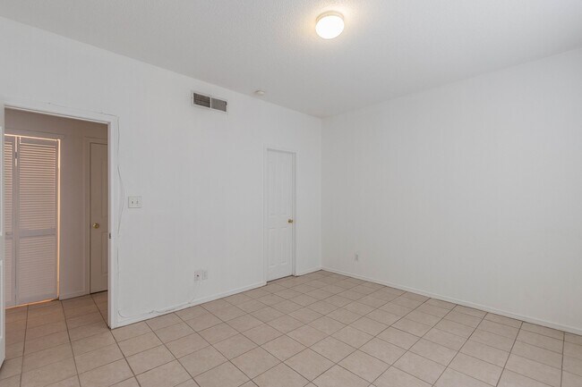 Building Photo - Fabulous home in East El Paso!!