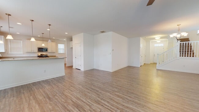 Building Photo - 4160 Archstone Dr