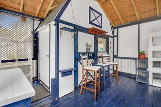 Building Photo - 4895 Ave D