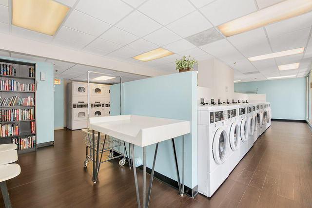 laundry room - 200 N Dearborn St