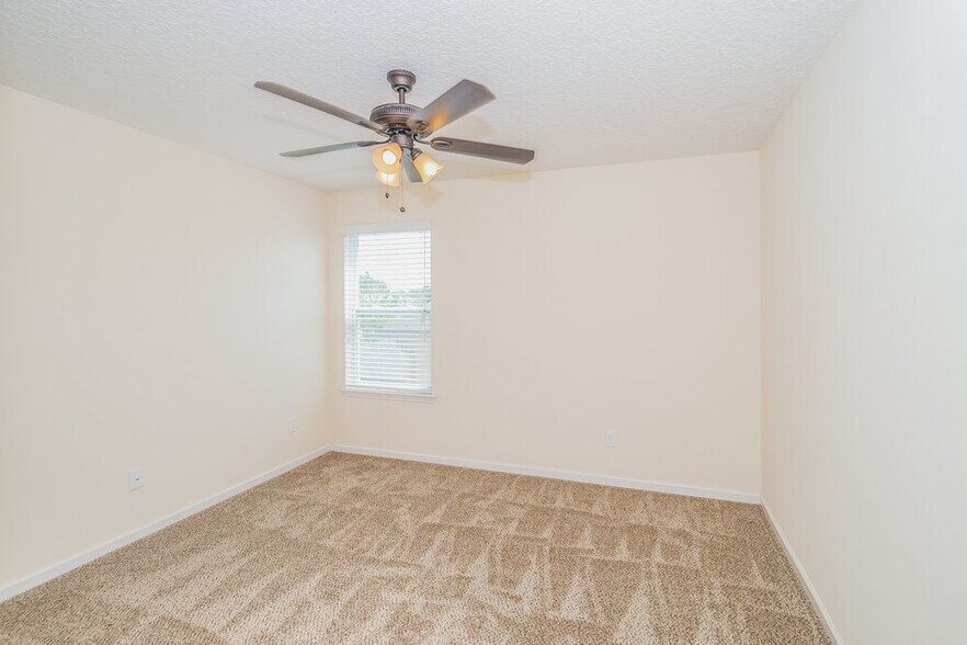 Building Photo - 451 Forest Meadow Ln