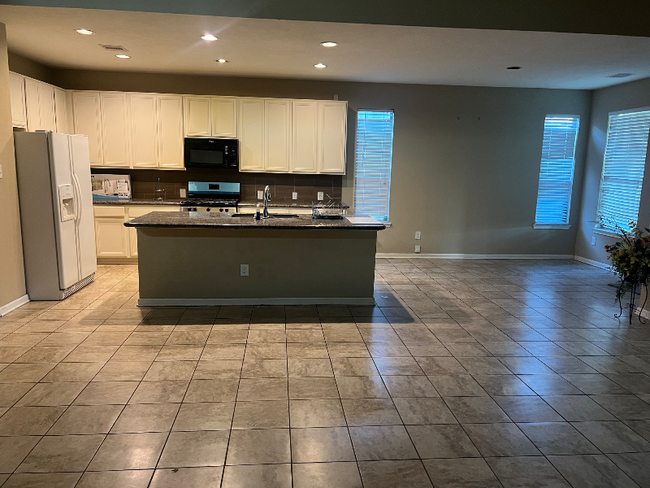 Building Photo - 16527 Winthrop Bend Ln