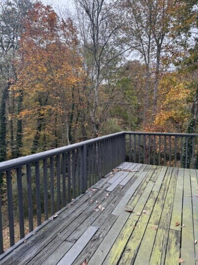 Building Photo - North Hall Duplex Available Immediately!
