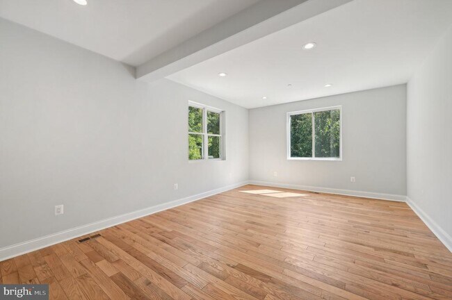 Building Photo - 2430 Harris Mill Rd