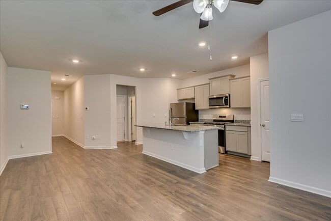 Building Photo - 846 Quaint Parish Cir
