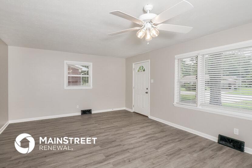 Building Photo - 7809 Axtell Ave