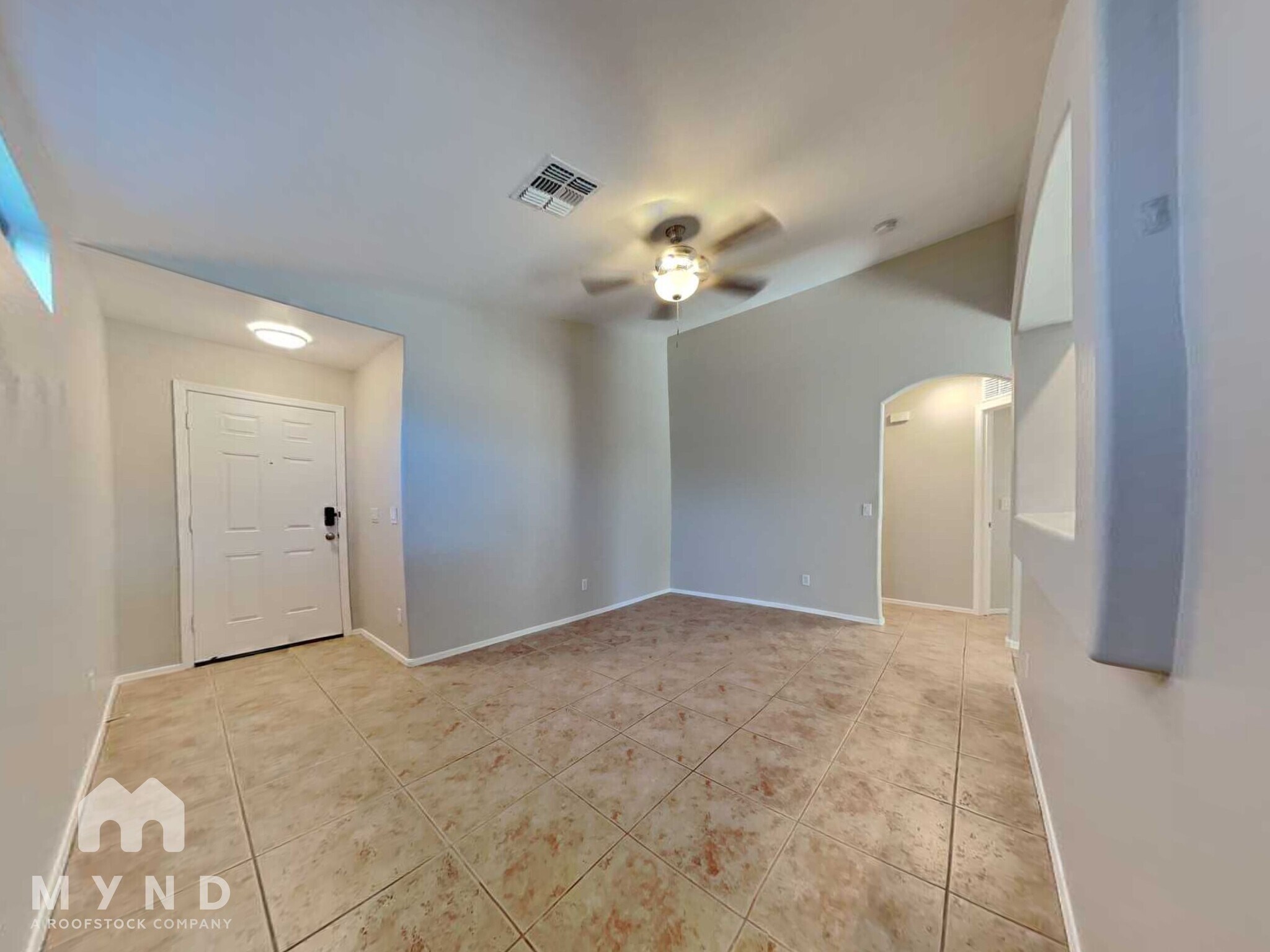 Building Photo - 12418 W Valentine Ave