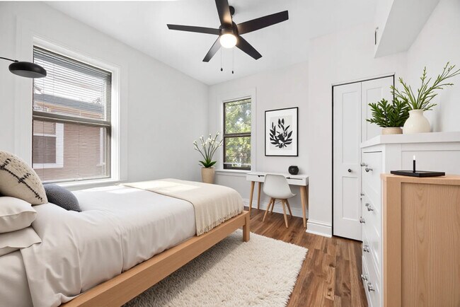 Building Photo - MOSAIC- 721 Limit- Now Leasing 27/28