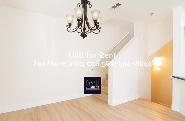 Building Photo - Townhome - 2 Bedrooms-2.5 Baths - Brea