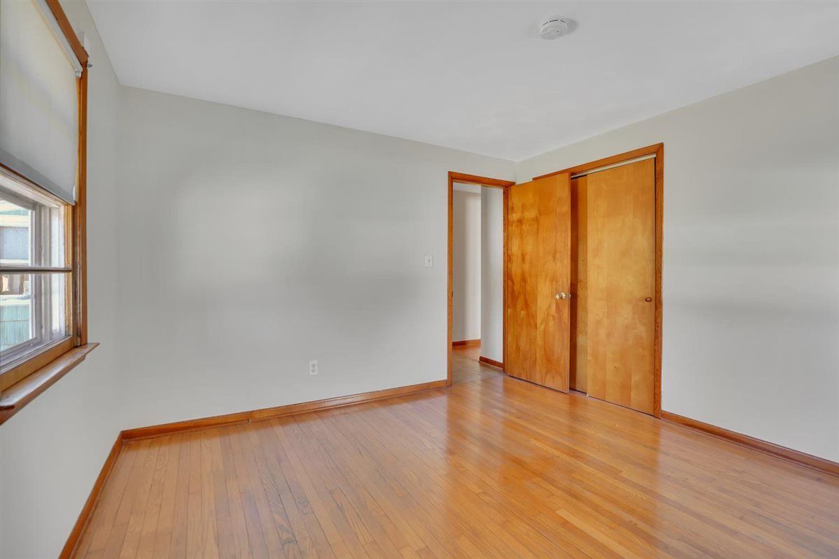 Building Photo - 57 Alanby Dr