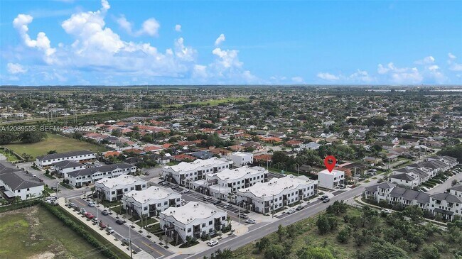 Building Photo - 13391 SW 251st Terrace
