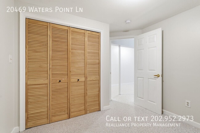 Building Photo - 20469 Waters Point Ln