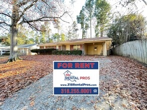 Building Photo - Centrally Located 3 Bed 1.5 Bath Home in Ruston