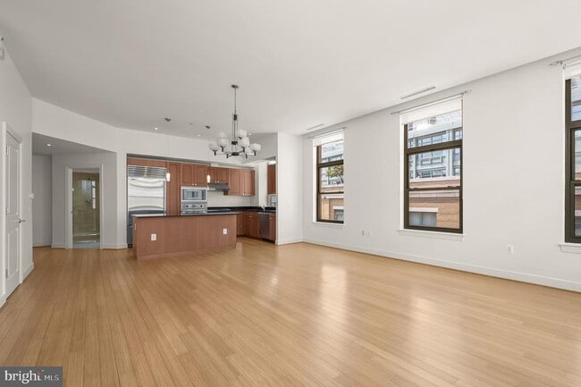 Building Photo - 2425 L St NW