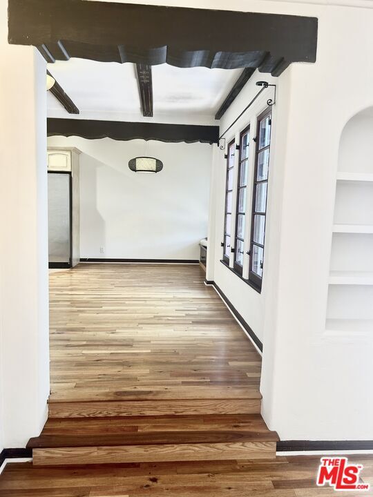 Building Photo - 449 N Sweetzer Ave