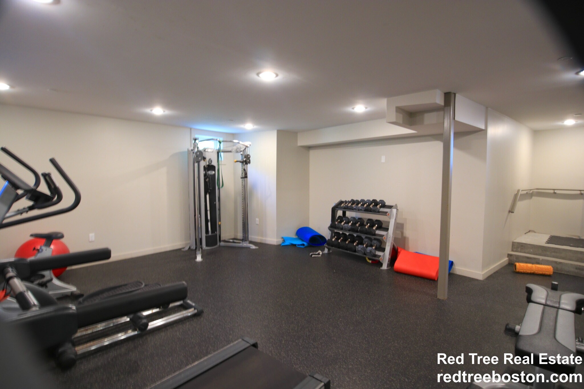 Building Photo - 23 Greylock Rd