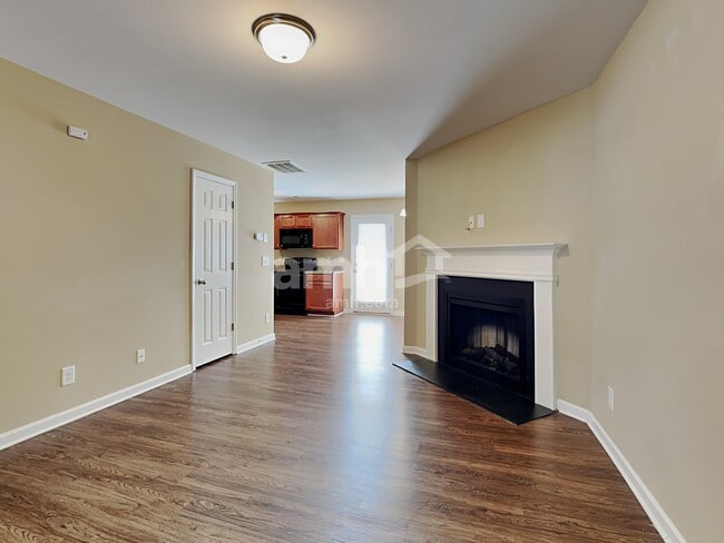 Building Photo - 1482 Hammermill Ln