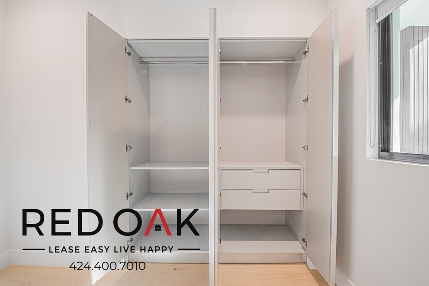 Building Photo - 1415 Reeves St