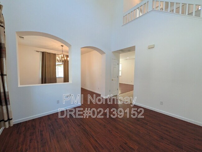 Building Photo - 564 Primitivo Ct