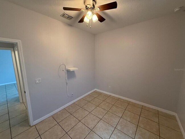 Building Photo - 816 Abbeville Ct