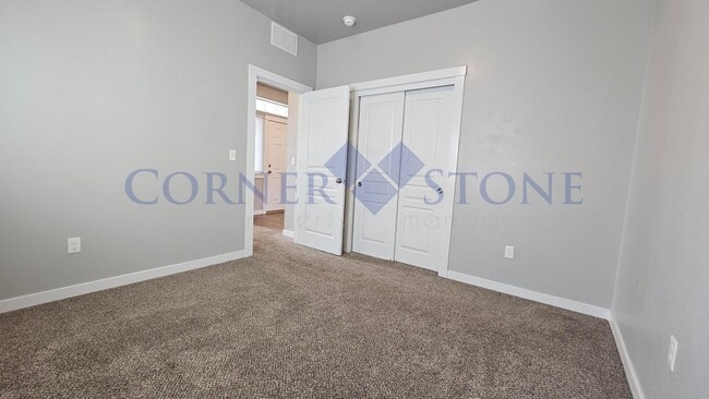 Building Photo - Fantastic Home With No Back Neighbors!