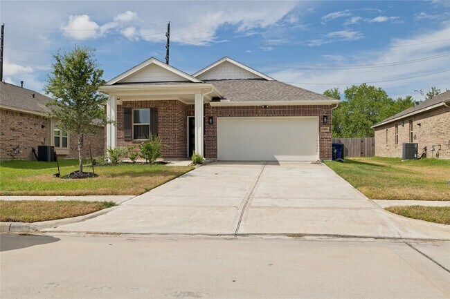 Building Photo - 4419 Bay Vista Dr