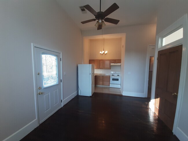 Living Room #2 - 1522 Winnie St