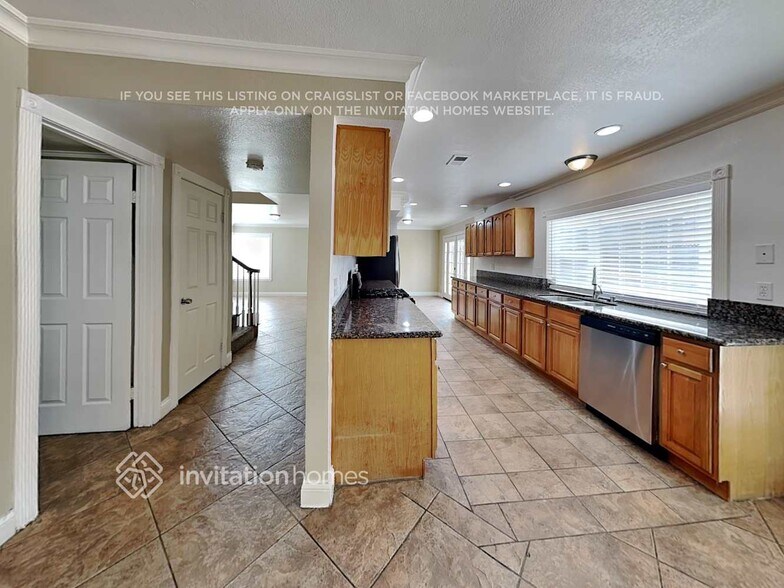 Building Photo - 3898 Middleton Pl