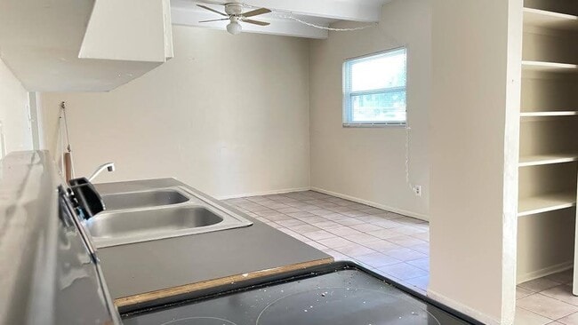 Building Photo - 1715 Dixon Blvd