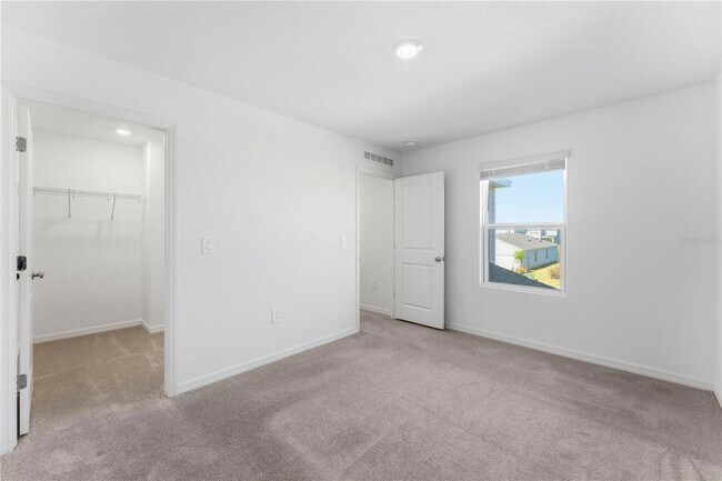 Building Photo - 5670 Nispero Wy