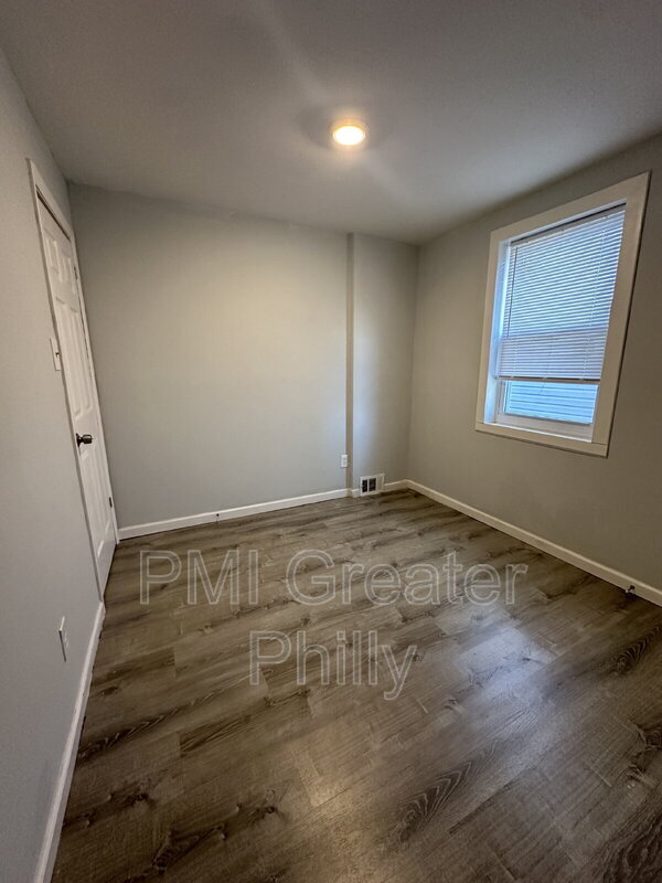 Building Photo - 4208 Westminster Ave