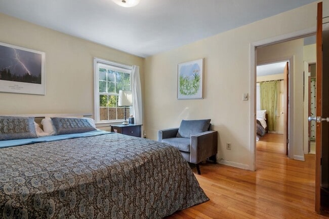 Building Photo - 1716 S Meridian St