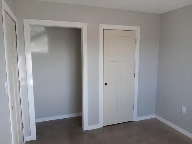 Building Photo - Walnut Creek Apartment Homes