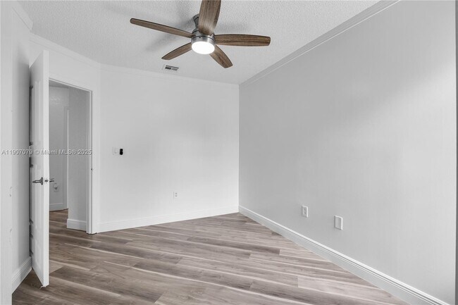 Building Photo - 14308 SW 120th Ct