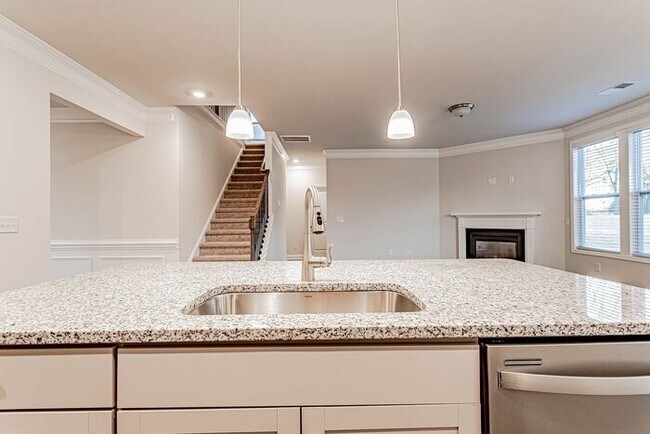 Building Photo - HUGE And BRAND New Home in Greer 29651!