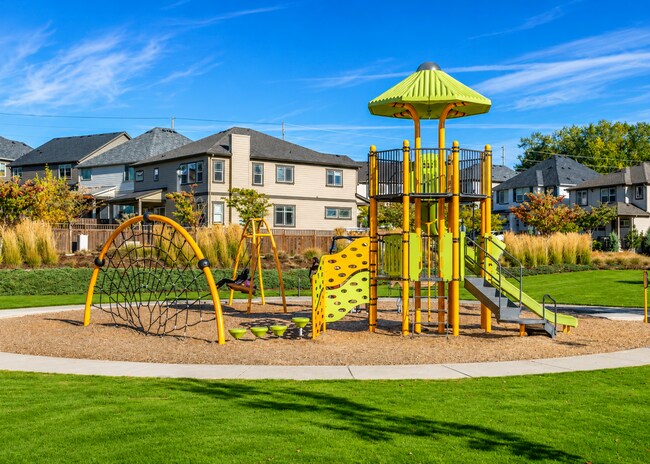 Building Photo - Modern Bull Mountain Townhome with Two Private Suites, Clubhouse, Pool, Fitness Center & Modern F...