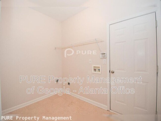 Building Photo - 1616 Donovan's Ridge