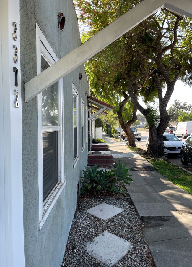 Primary Photo - Casitas on Silverlake Blvd