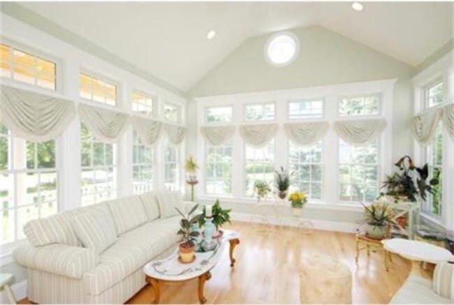 Building Photo - 160 Grant St