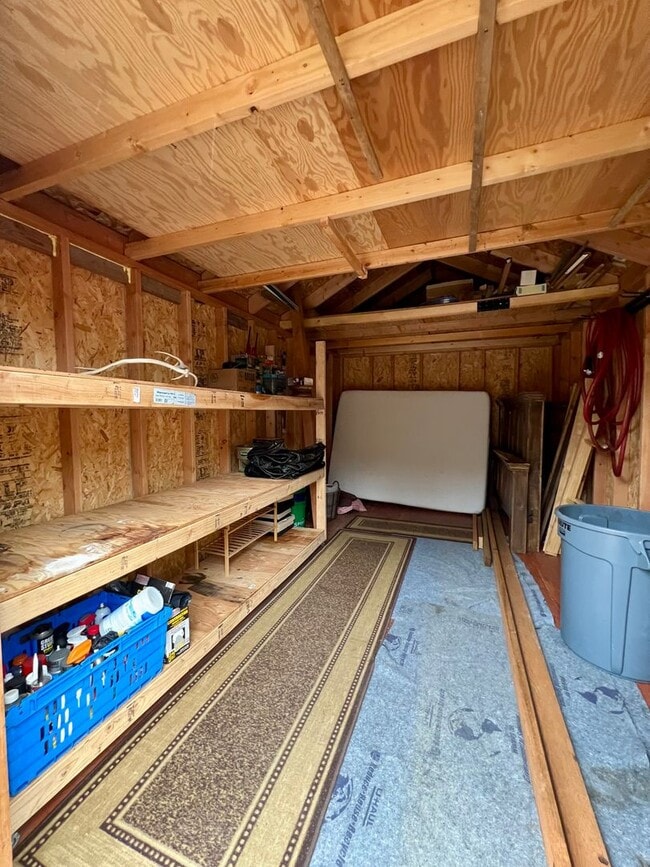 Building Photo - Charming 2-Bedroom Home in Fairbanks – Pet...