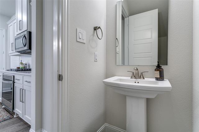 Building Photo - 12966 Wymeth Dr