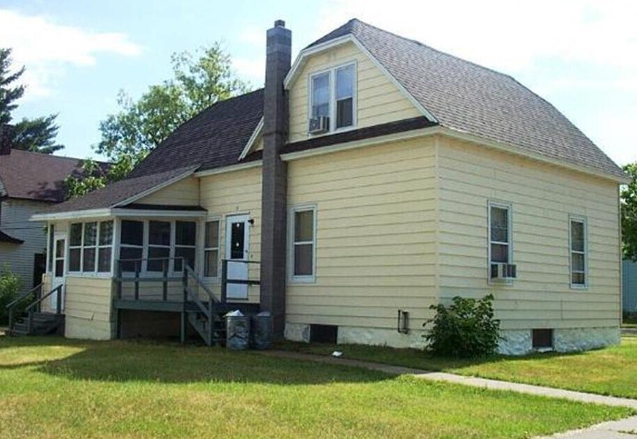 Building Photo - 201 N Summit St