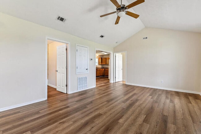 Building Photo - Beautiful 3/2 House in Bay St. Louis, MS