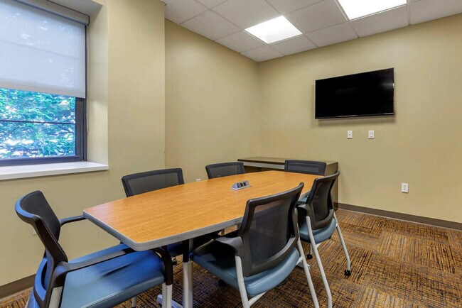 Building Photo - 112 W University Pkwy