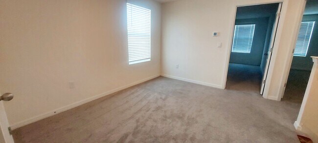 Building Photo - 35386 Spruce Knob Ct